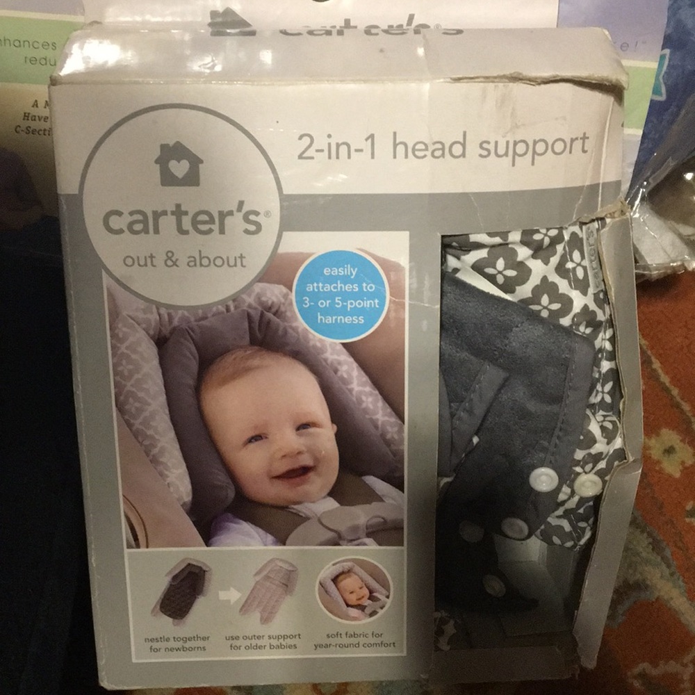 Carter’s 2-in 1 head support for your Newborn/Baby